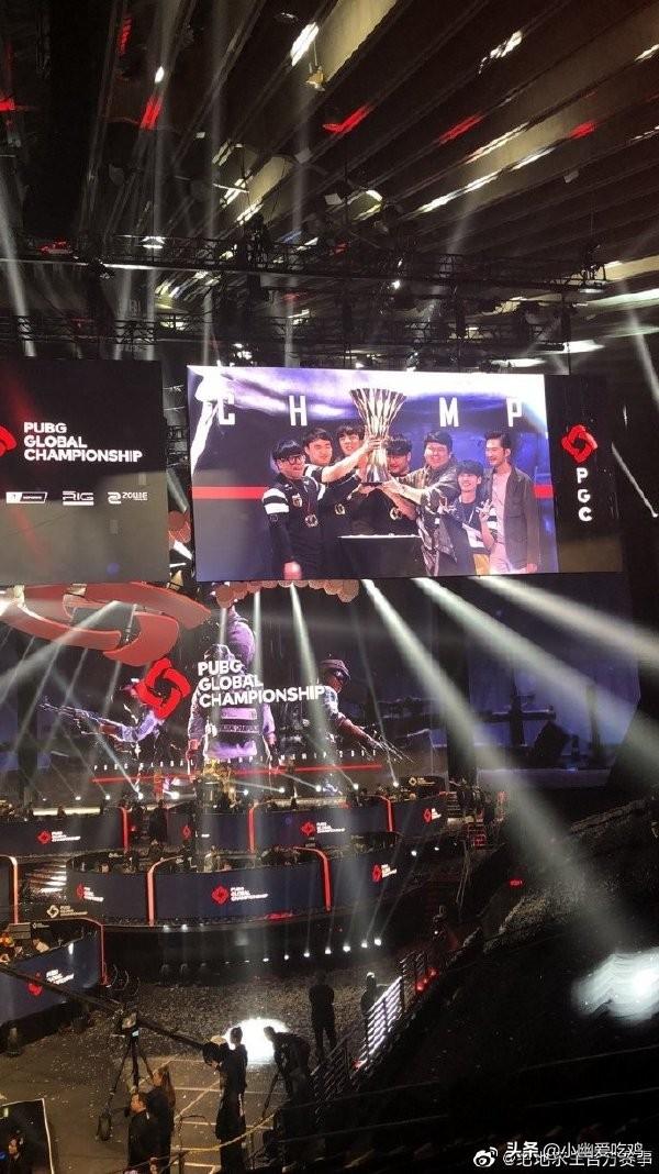 事仍是一个 事仍是一个