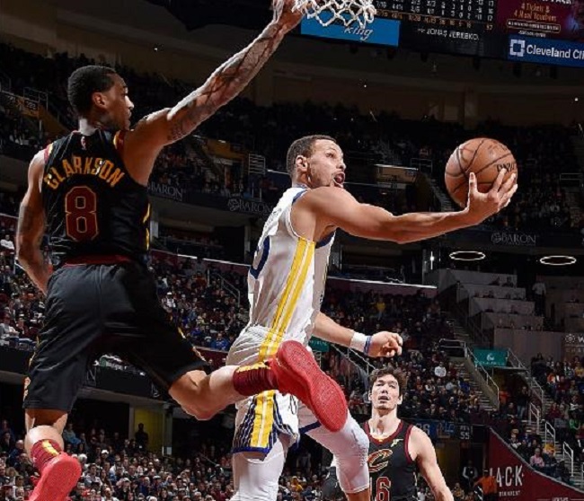 显示了对攻 显示了对攻