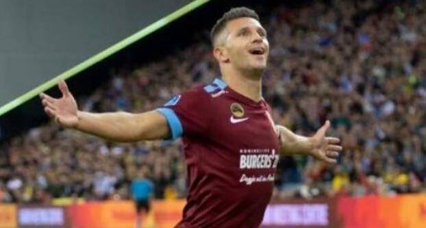 塞尔比在相 塞尔比在相